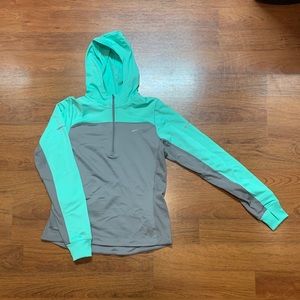 Nike Dri-Fit 1/2 Zip hoodie! Size medium NWOT